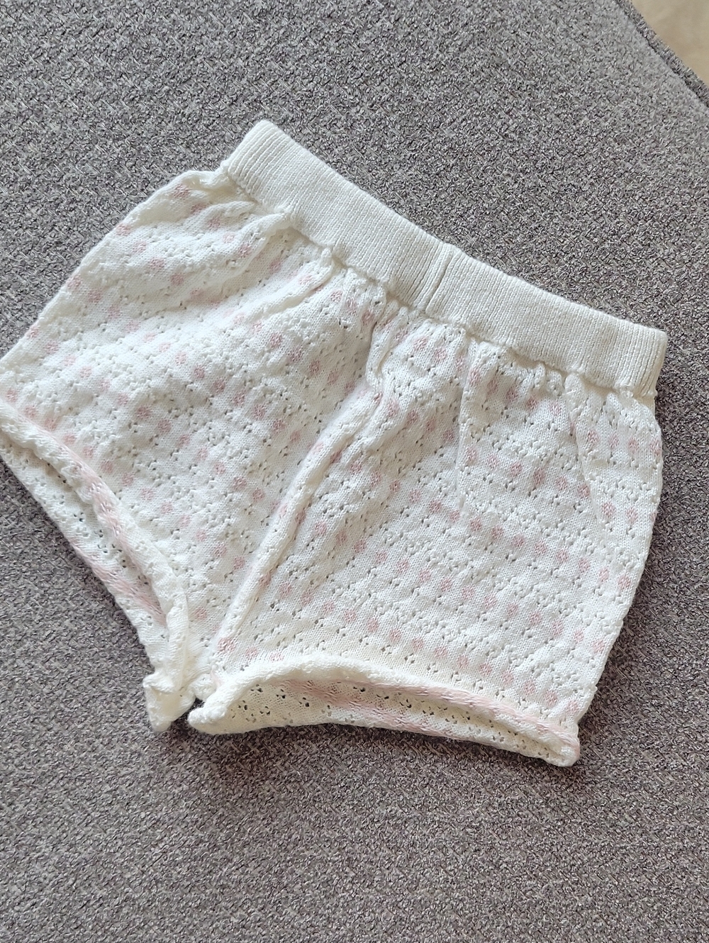 Quincy Mae Cream Knit Two-Piece Set with Pale Pink Detail 6 -12M - Picture 3 of 4